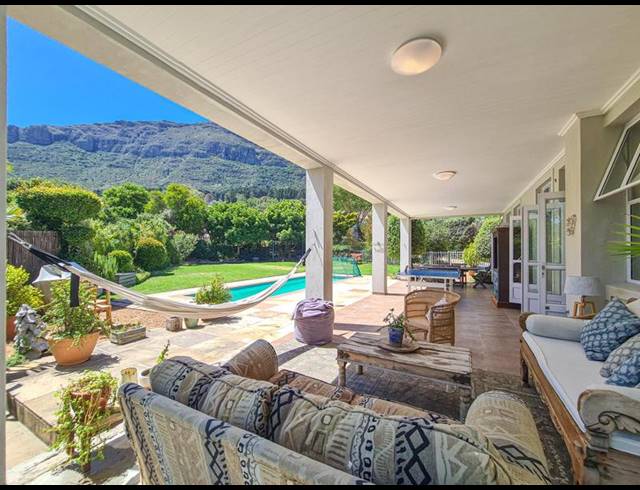 5 BEDROOM PROPERTY TO RENT IN HOUT BAY CENTRAL